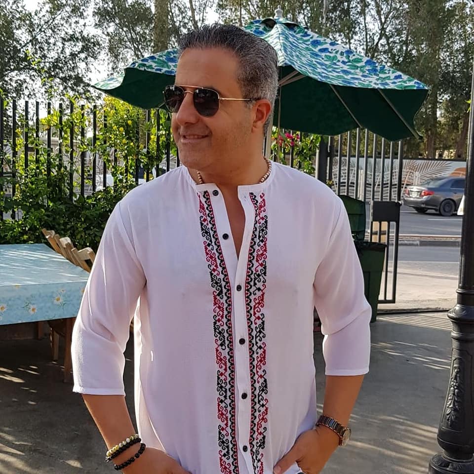 Hand-Embroidered White Men’s Shirt – Traditional Black & Red Palestinian Patterns